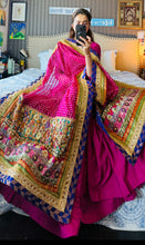 Load image into Gallery viewer, One of a Kind Dupatta | Booking advance