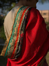 Load image into Gallery viewer, Uroos | The bride | Dupatta